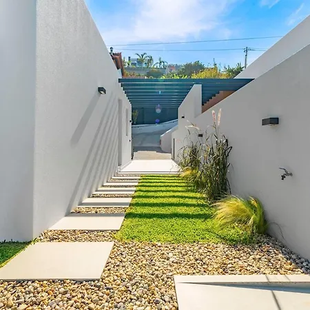 Mg House *